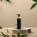 Црно шише со златна пумпица 100ml