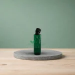 Зеленo шише со црно капаче 110ml
